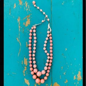 3/$20🍁Vintage Pink Pearl Necklace